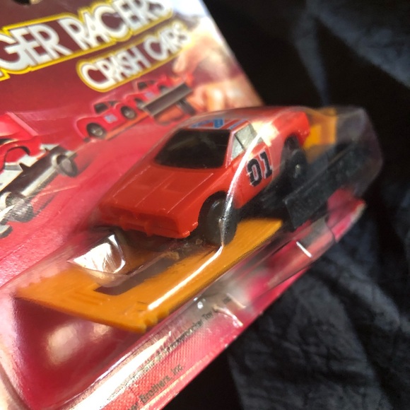 Knickerbocker Dukes of Hazzard Finger Racers Crash Cars Dodge Charger New in Box - Picture 4 of 14